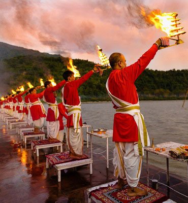 treveni ghat ganga arti rishikesh